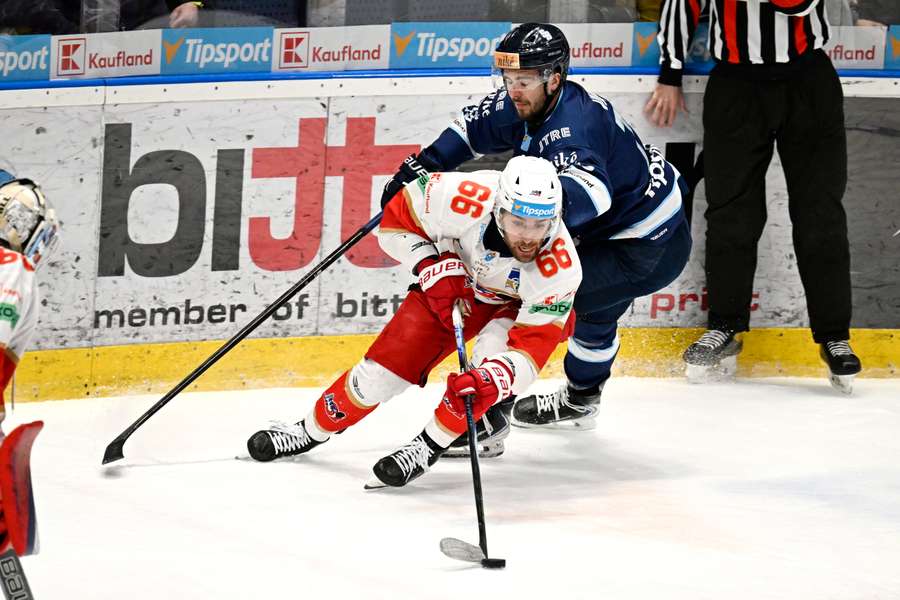Liptovský Mikuláš sa momentálne nachádza na treťom mieste Tipsport ligy. Liptovský Mikuláš sa momentálne nachádza na treťom mieste Tipsport ligy.