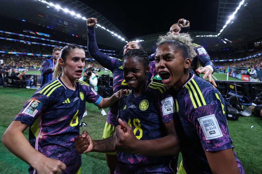 Colombia's Caicedo (C) celebrates scoring against Germany