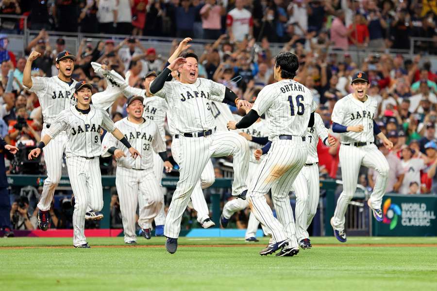 O Japão bateu os EUA em Miami e conquistou o título mundial de beisebol