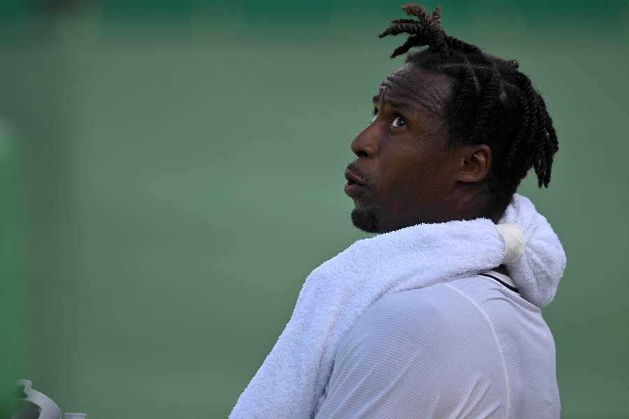 Gaël Monfils bude hrát v neděli a soupeře nezná. Gaël Monfils bude hrát v neděli a soupeře nezná.