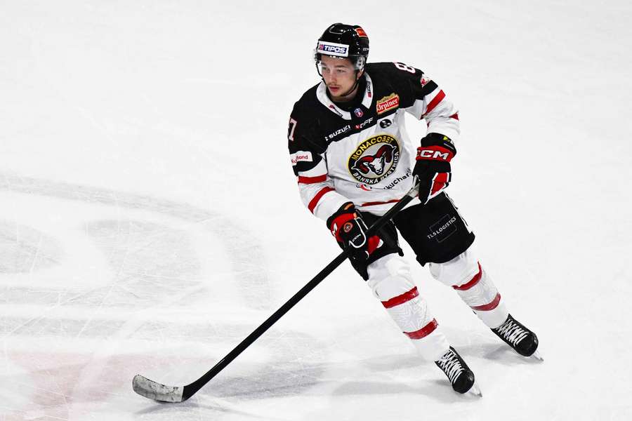 Myklucha ešte v drese Banskej Bystrice. Myklucha ešte v drese Banskej Bystrice.