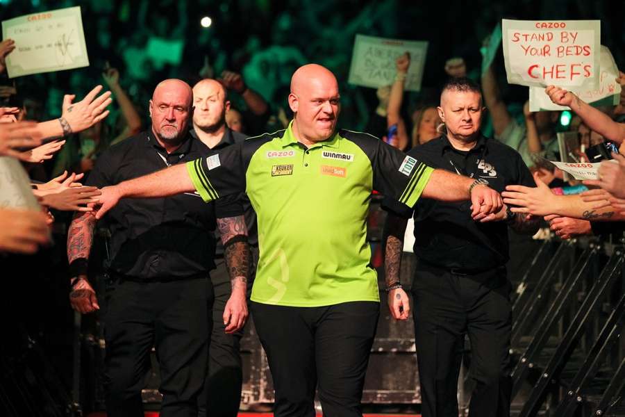 Premier League Darts: Van Gerwen kan zich in eigen huis plaatsen voor play-offs