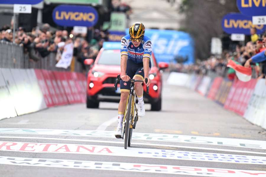 Evenepoel quiere volver más fuerte aún que antes de su operación
