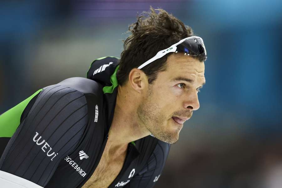 Hein Otterspeer werd vierde op de eerste 500 meter