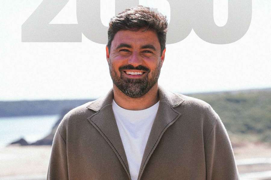 Vítor Matos prolonga ligação ao Swansea Vítor Matos prolonga ligação ao Swansea