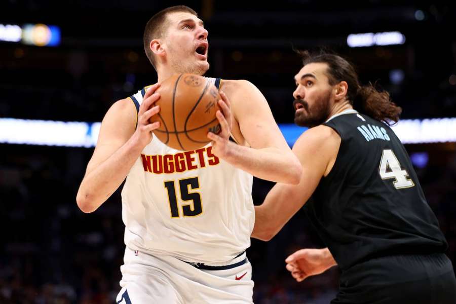 Jokic desfilou talento, apesar de Aaron Gordon ter sido o cestinha de Denver, com 24 pontos