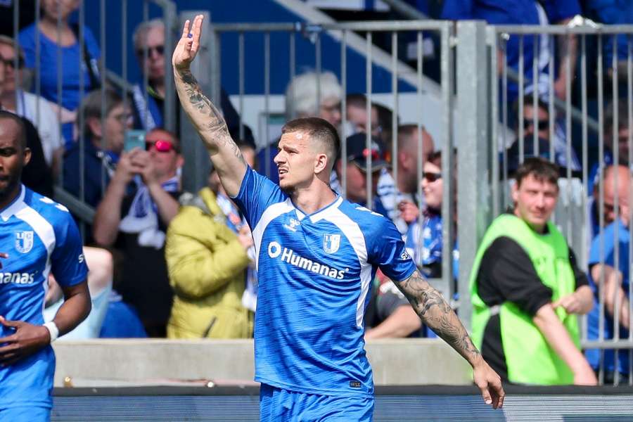 17. bramka Żukowskiego w 2. Bundeslidze. Polak liderem, ale nie zagra w kolejnym meczu