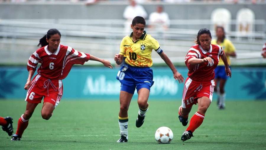 Sissi em ação com a camisa da Seleção Brasileira Feminina