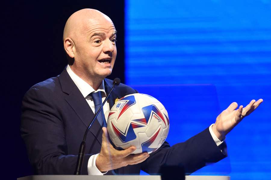 FIFA is to consider allowing domestic leagues to play matches overseas after setting up a working group to examine the matter