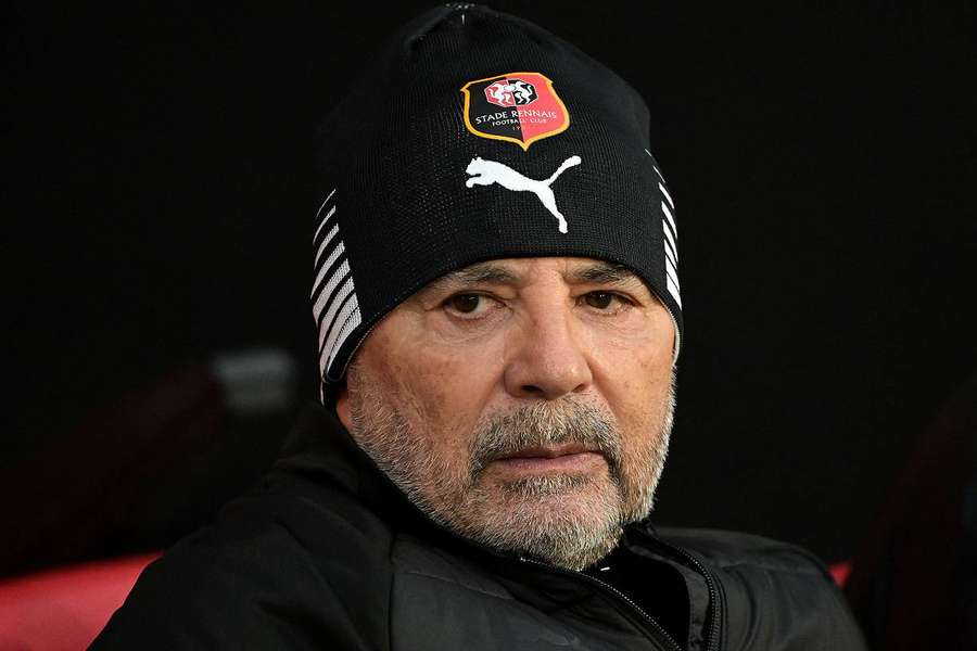 Sampaoli antes da partida entre Rennes e Saint-Etienne
