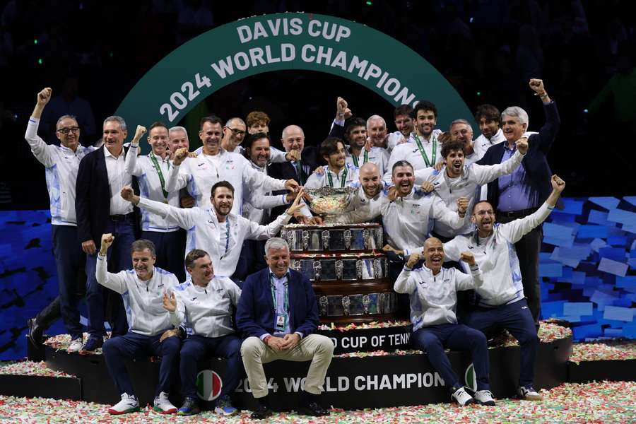 Os italianos a celebrar o seu sucesso