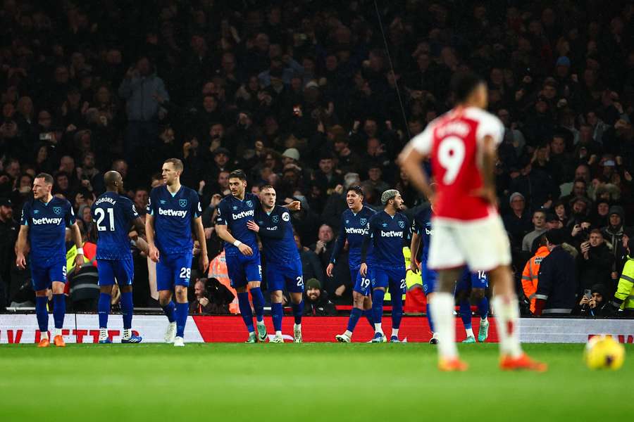 Arsenal a fost învinsă cu 2-0 de West Ham pe Emirates Stadium