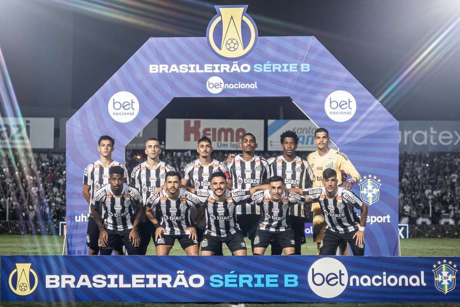 Santos vive crise na Série B