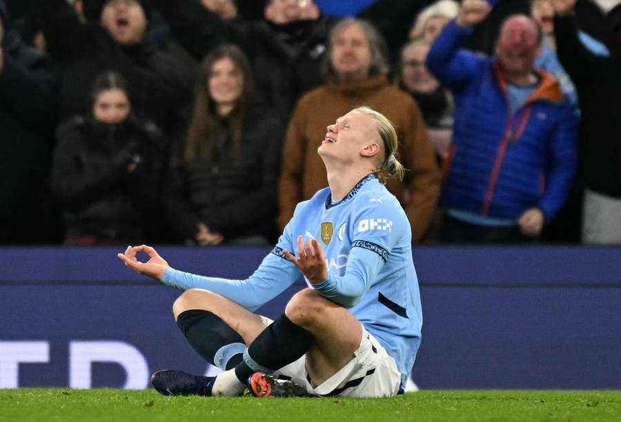 Haaland marcou seu 18º gol na Premier League e luta com Salah pela artilharia do torneio Haaland marcou seu 18º gol na Premier League e luta com Salah pela artilharia do torneio