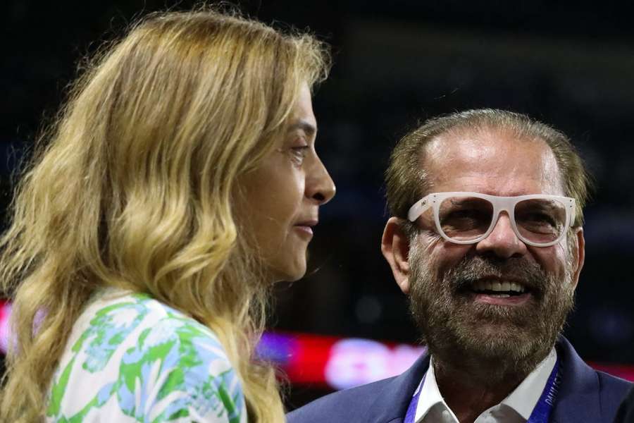 Palmeiras de Leila Pereira e FPF de Reinaldo Carneiro Bastos se posicionaram contra proibição de apostas