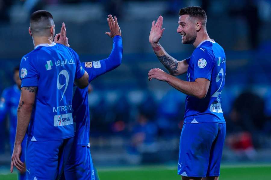 Milinkovic-Savic foi o destaque do jogo com hat-trick