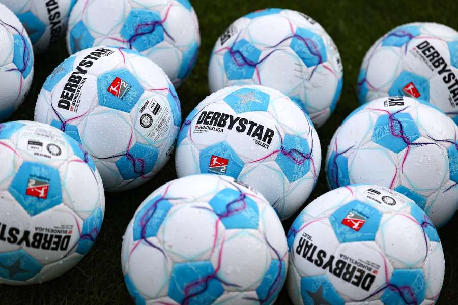 As duas ligas da Bundesliga proporcionaram à DFL receitas recorde na época passada.