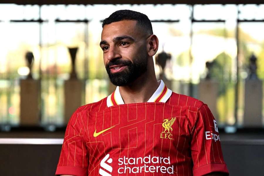 Salah prolonga ligação ao Liverpool