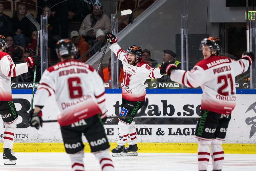 Kalle Miketinac celebrates scoring Orebro's winner