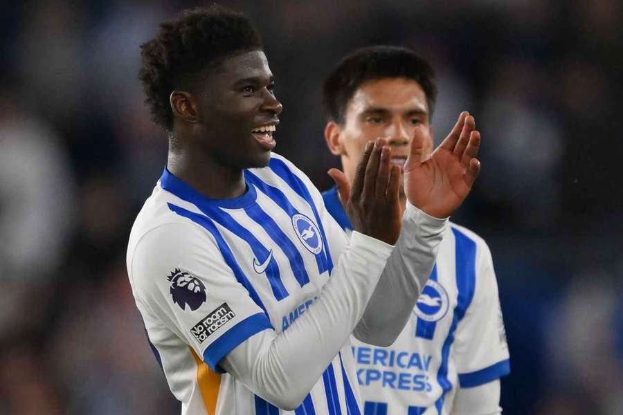 Brighton midfielder Baleba WANTS Man Utd move Brighton midfielder Baleba WANTS Man Utd move