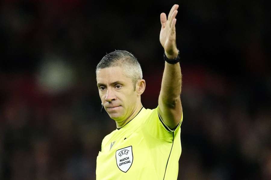 Ce le-a spus centralul Radu Petrescu jucătorilor pe teren după anularea golului