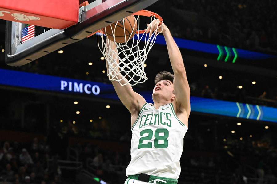 Los Celtics vencieron a los Lakers Los Celtics vencieron a los Lakers