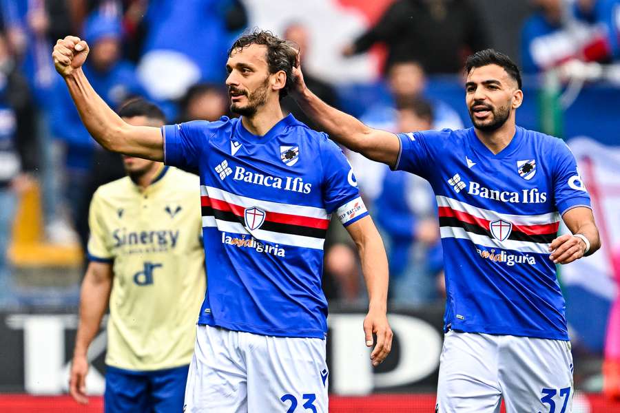 The captain's double guided Sampdoria to a win