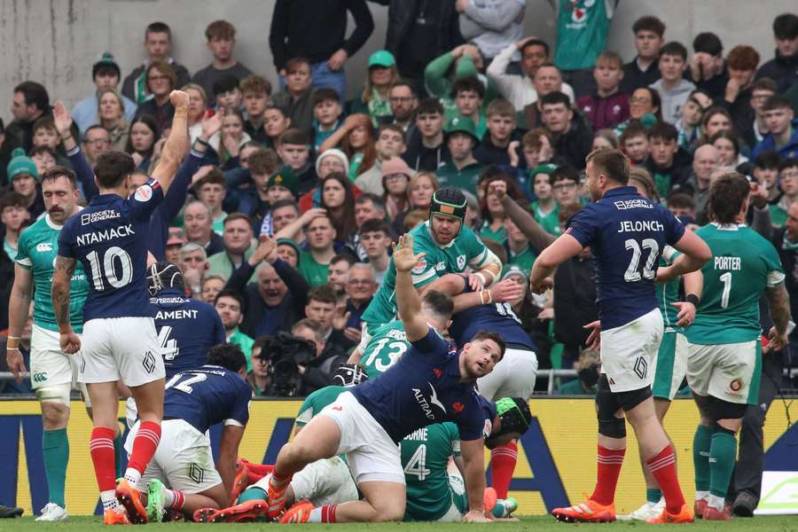 Ireland play Italy in their final Six Nations match
