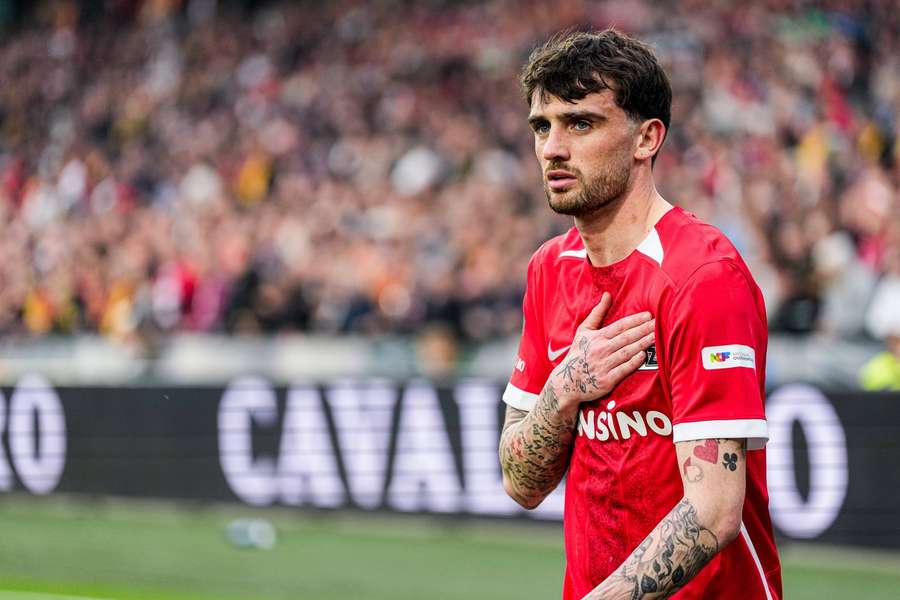Leeds draw up three-man striker shortlist including Tottenham flop