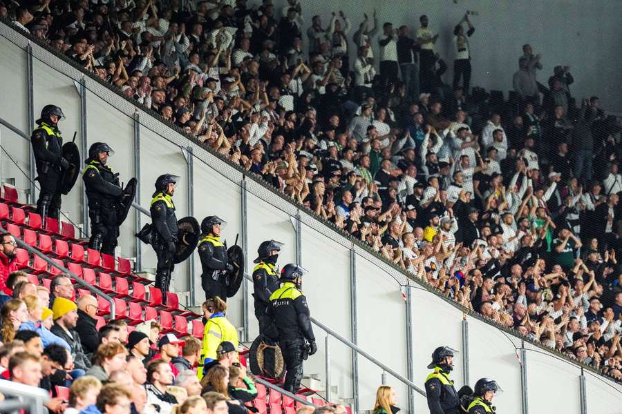 Oświadczenie policji po zajściach w Alkmaar: Legia nie wywiązała się z przyjętych ustaleń