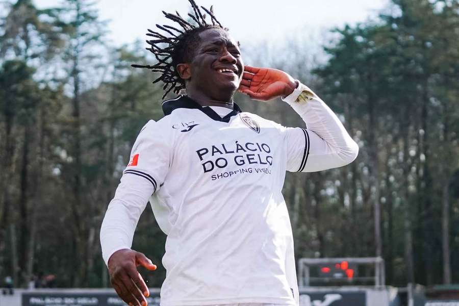 Gohi celebra o bis da vitória Gohi celebra o bis da vitória