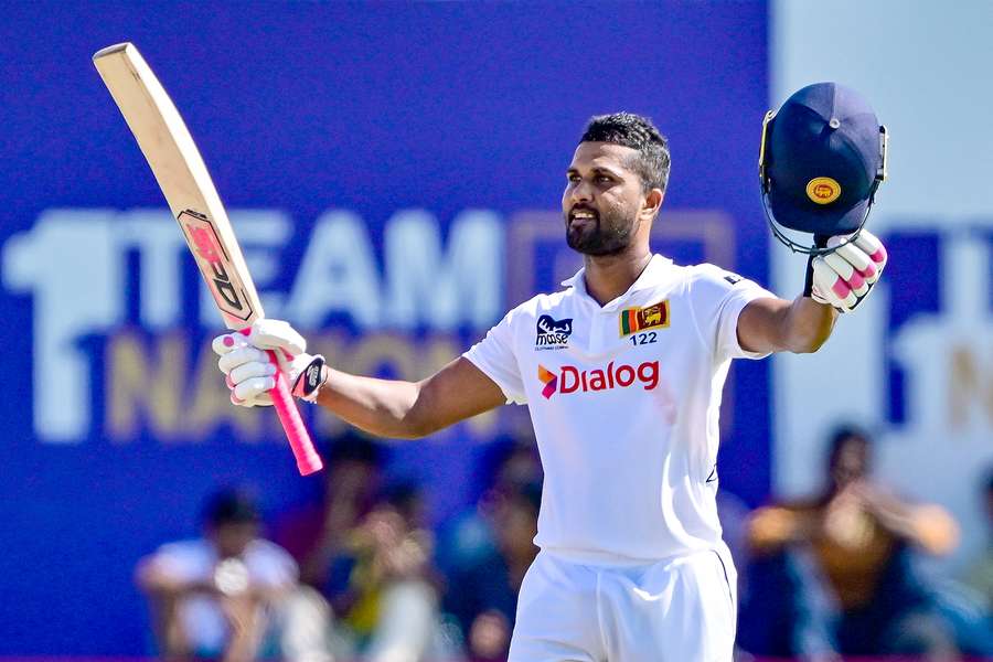 Chandimal celebrates his century