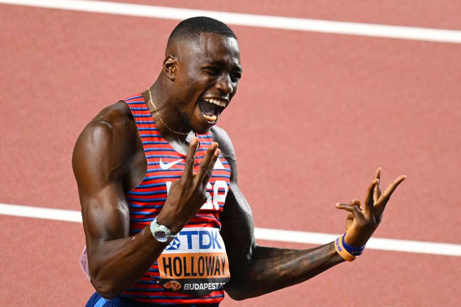 USA's Grant Holloway celebrates winning the men's 110m hurdles final