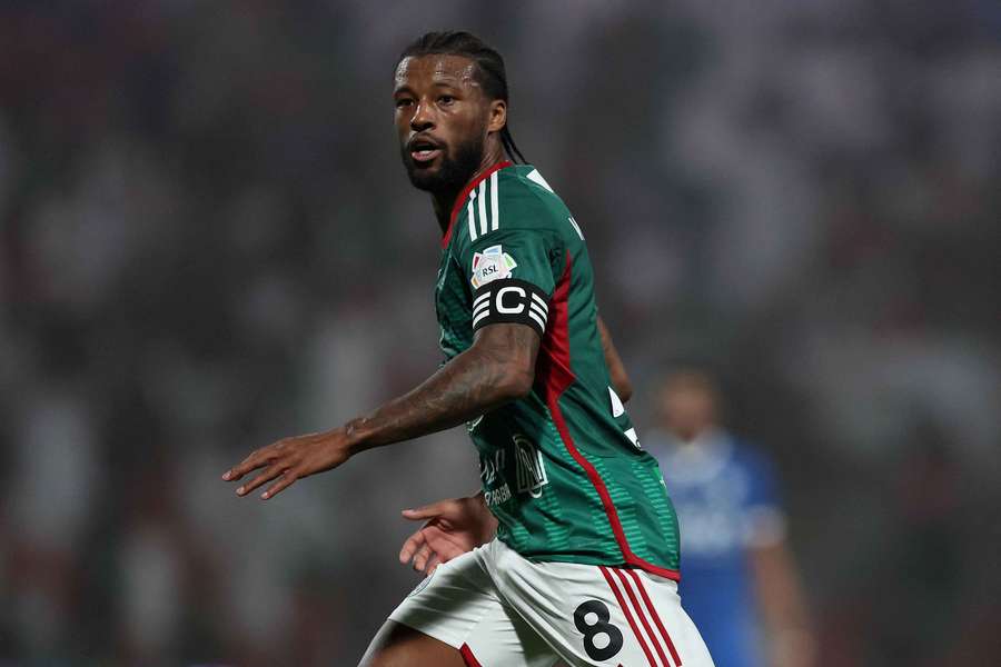Wijnaldum bude pokračovať v Saudskej Arábii. Wijnaldum bude pokračovať v Saudskej Arábii.