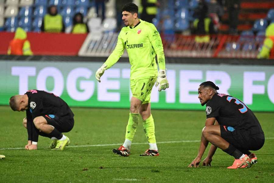 Daniel Bîrligea și Siyabonga Ngezana