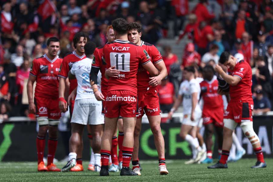 Les Lyonnais célébrant leur qualification.