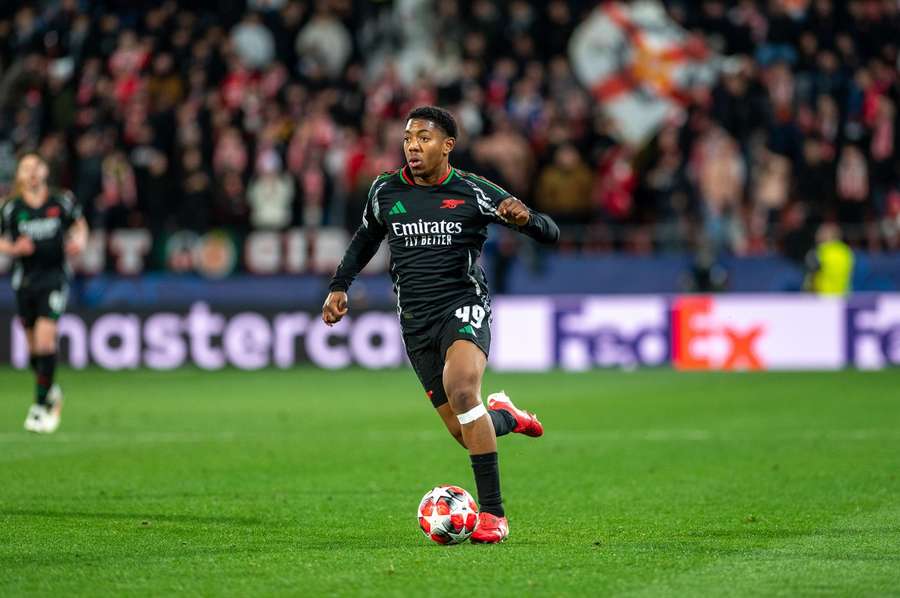 Chelsea hope to lure Myles Lewis-Skelly away from Arsenal with midfield promise Chelsea hope to lure Myles Lewis-Skelly away from Arsenal with midfield promise