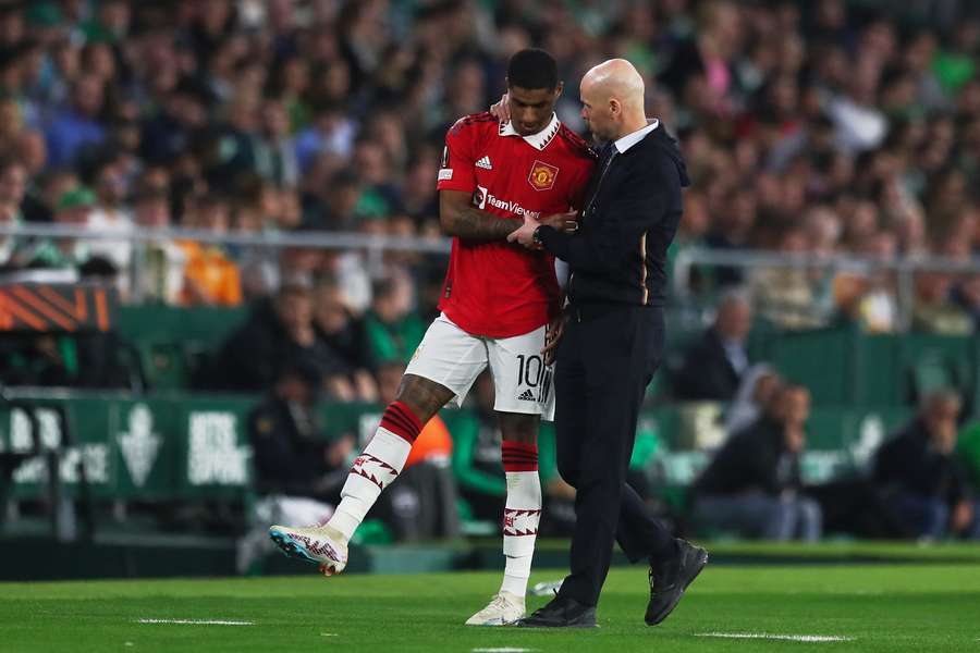 Ten Hag en Rashford tijdens een Europese wedstrijd