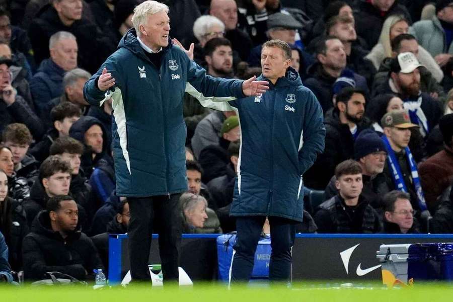 Moyes hails Everton support after Chelsea defeat: They saw our best away performance of season Moyes hails Everton support after Chelsea defeat: They saw our best away performance of season