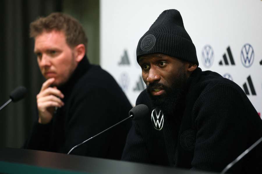 Antonio Rudiger na konferencji prasowej