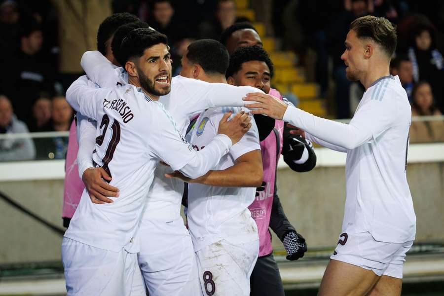 The game was level until Brandon Mechele's own goal in the closing stages of the game