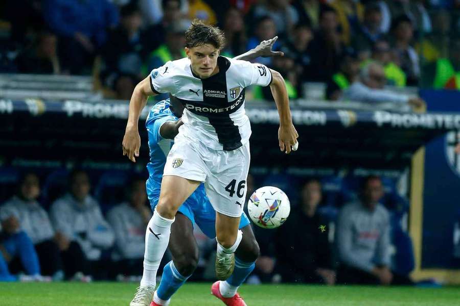 Leoni também foi apontado ao Inter