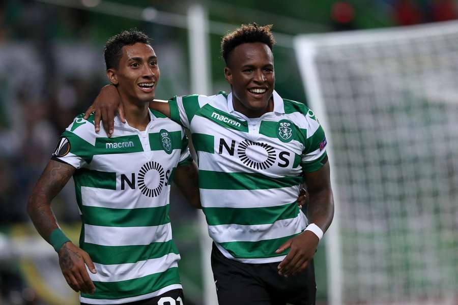 Jeovane Cabral ao lado de Raphinha, no Sporting, em 2018 Jeovane Cabral ao lado de Raphinha, no Sporting, em 2018
