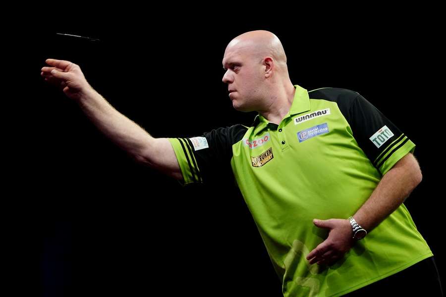 Michael van Gerwen maakt simpel werk van zijn Noord-Ierse tegenstander