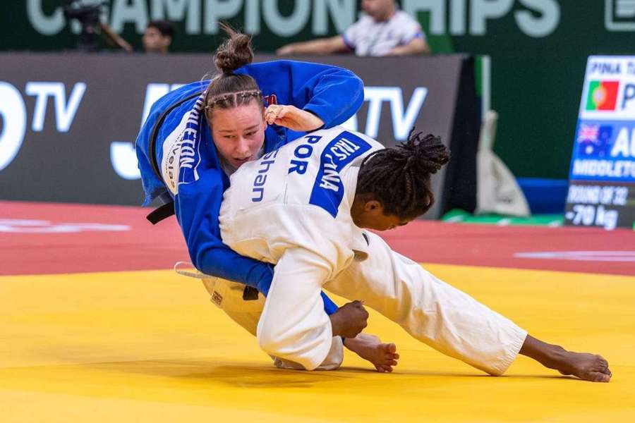 Taís Pina saiu da Alemanha com medalha de bronze