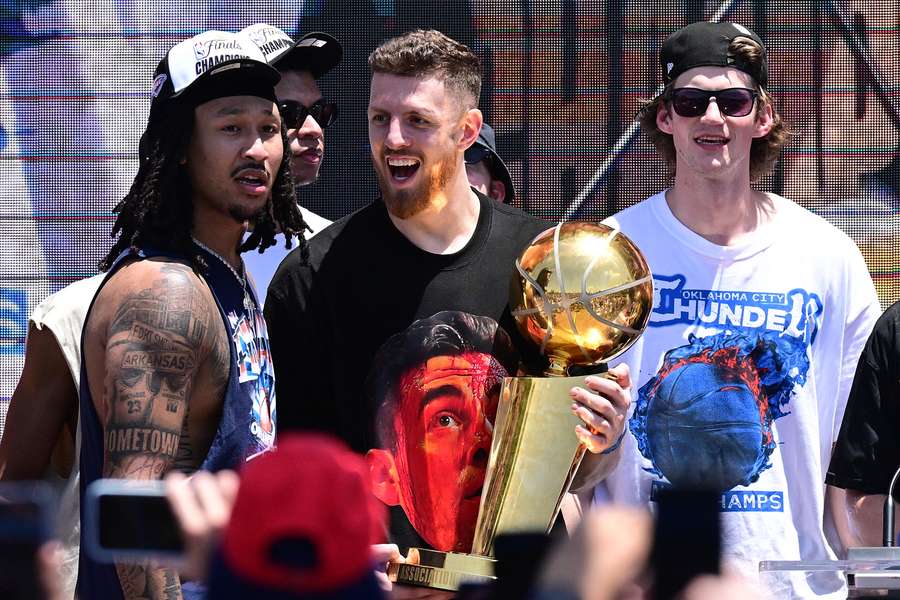 Hartenstein und Nowitzki kennen sich "gar nicht persönlich".