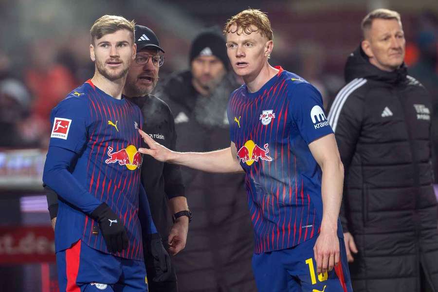 Die Leipziger Timo Werner (l.) und Niclas Seiwald (r.) Die Leipziger Timo Werner (l.) und Niclas Seiwald (r.)