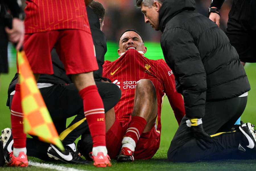 Trent Alexander-Arnold est blessé.