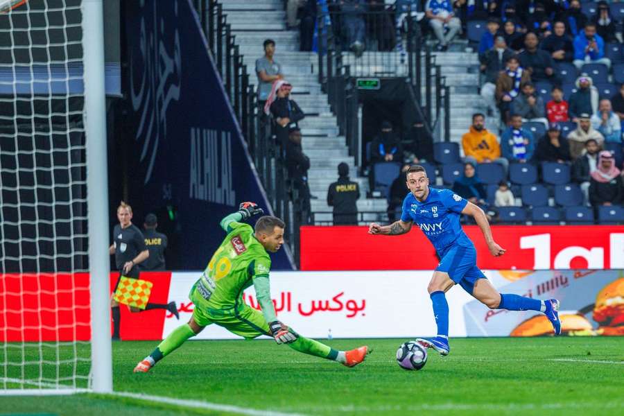 Milinkovic-Savic fez um dos golos do Al Hilal