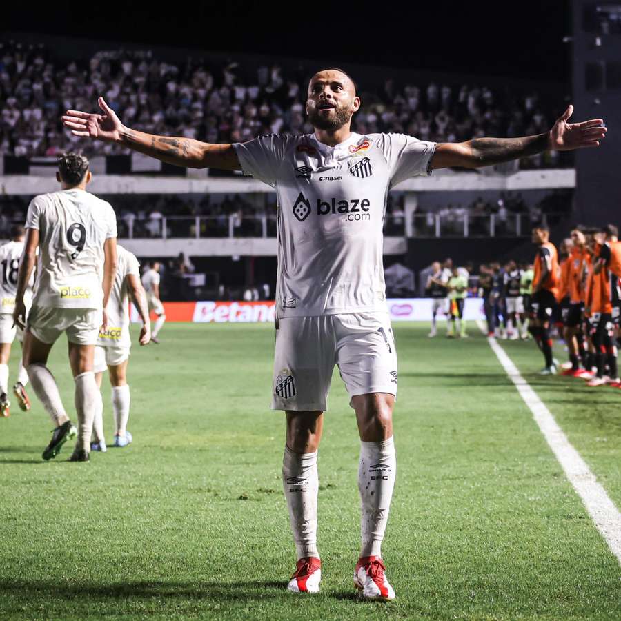 Guilherme brilhou em Santos 3x1 São Paulo Guilherme brilhou em Santos 3x1 São Paulo
